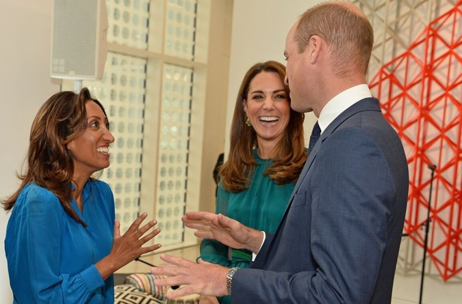 Prince William and Kate Middleton chat with stand-up comedian Shazia Murza during a visit to the Aga Khan Centre. Image: Getty.