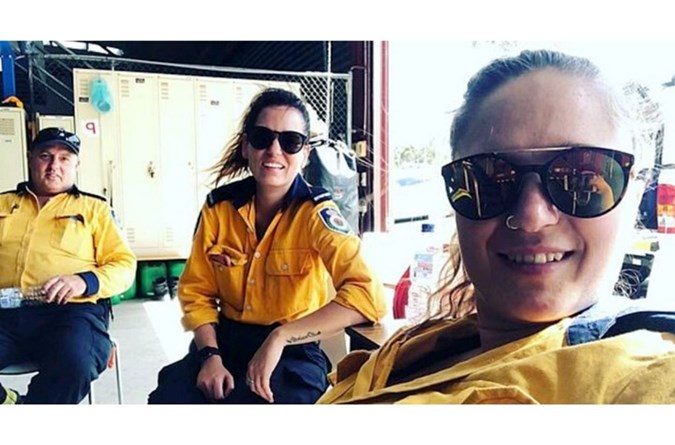 Kelly Michelle (right) also volunteers. Image: Instagram