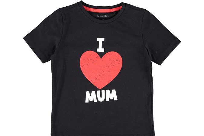 I love Mum. Image: Best & Less